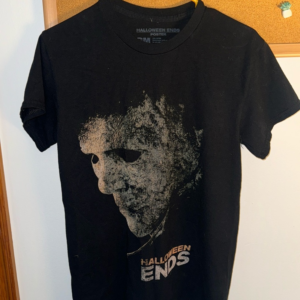 Black Halloween Ends Michael Meyers t-shirt
